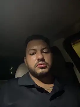 Frank0021 online show from February 21, 7:20 am