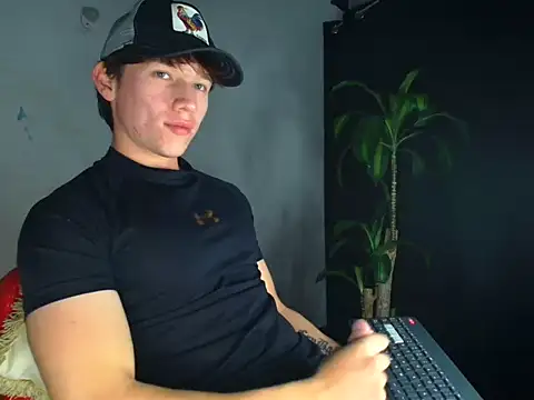 Logan sixxer online show from November 21, 11:15 pm