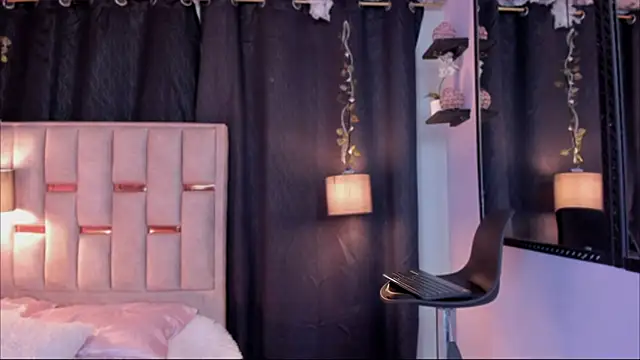 Hanzking01 online show from November 12, 4:51 am