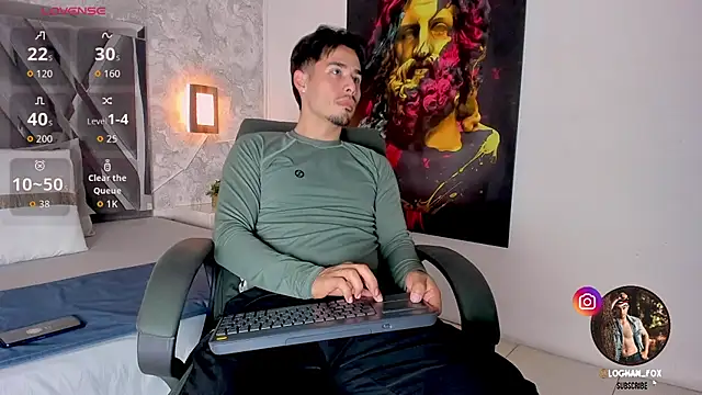 loghan fox online show from October 14, 3:46 am