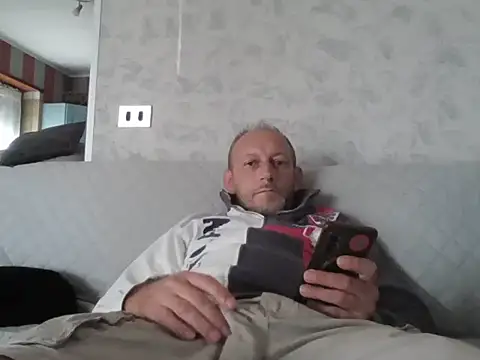 cazzoweb online show from September 22, 2:27 pm