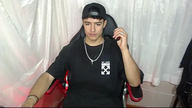 jacobbiker online show from December 3, 5:13 am