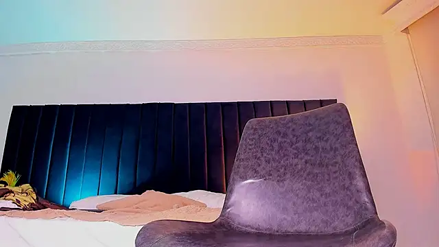 dominik thompson777 online show from November 8, 8:17 am