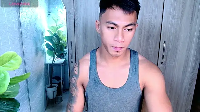 PinooyMilker online show from March 9, 1:49 pm