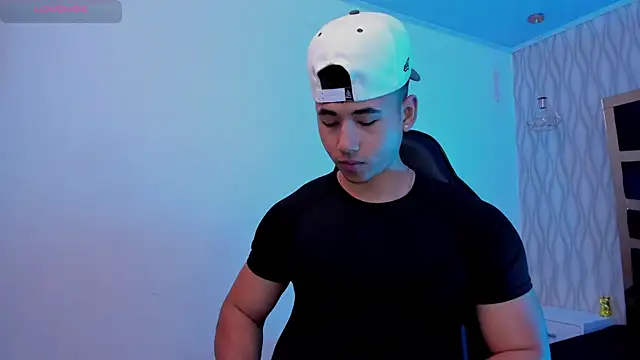 Draven Marceaux online show from October 31, 11:35 am