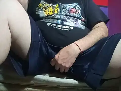 BabyBearMilk online show from November 18, 6:50 am