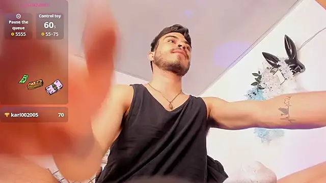 Bastian MCcormick online show from June 17, 3:03 pm