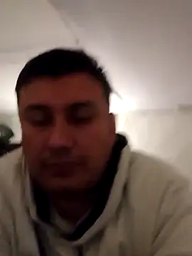 millanto online show from April 12, 3:42 am