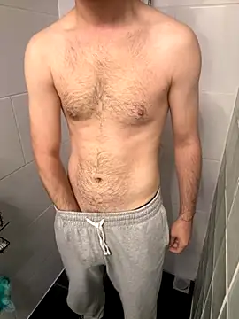 Frankieyyy1 online show from November 20, 3:28 am