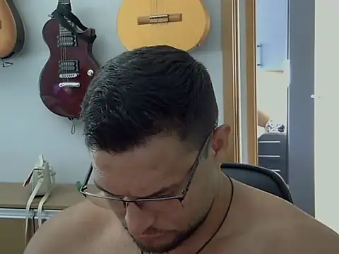 KRYSTALIZEDY online show from January 16, 4:54 pm