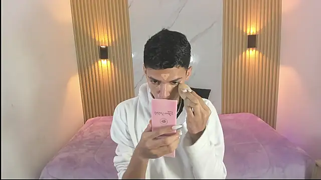 BILLY JAMEES online show from December 4, 12:12 pm