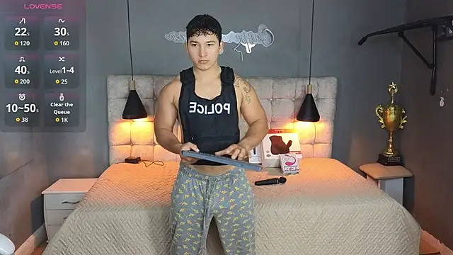 Horny nick18 online show from September 29, 12:46 pm