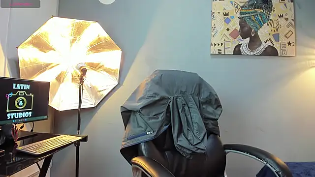 markbowie online show from April 16, 6:52 pm