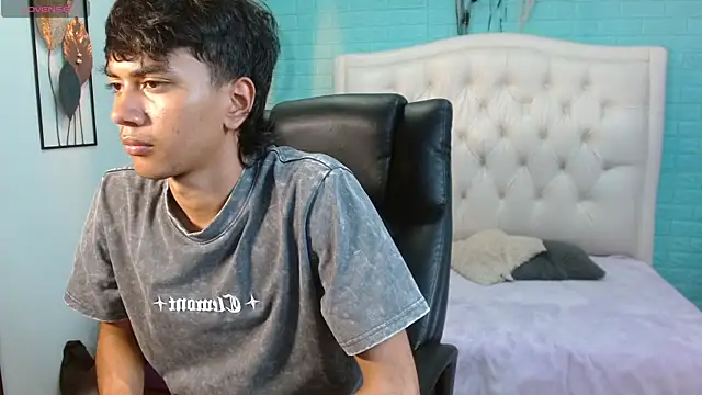 markbowie online show from April 5, 5:20 pm