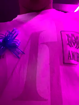 IsaacBlack  online show from September 19, 7:42 am