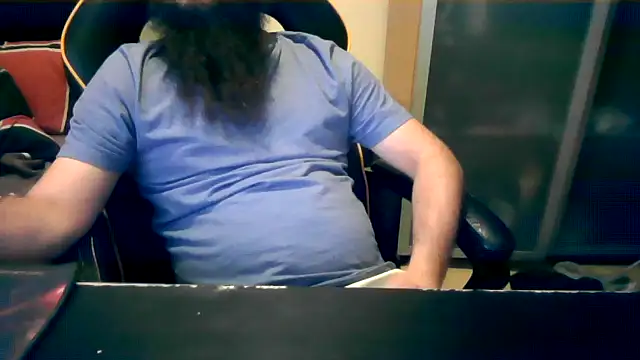 LondonMan1988 online show from June 2, 9:38 pm
