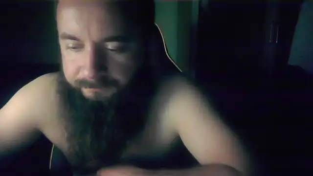 LondonMan1988 online show from November 18, 10:45 pm