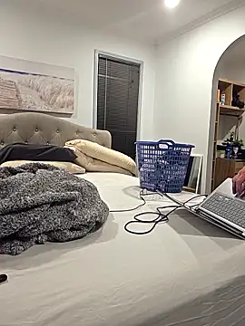 iamthepublickmasterbater online show from March 13, 2:24 pm