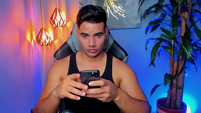 AndresR3 online show from November 15, 6:59 am