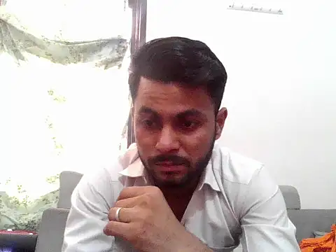 urdreamman online show from April 8, 7:52 am