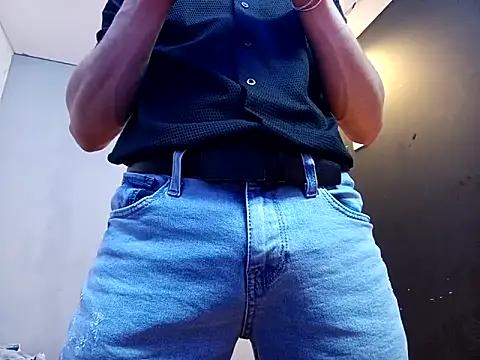 jhonny thes28 online show from September 17, 7:53 am