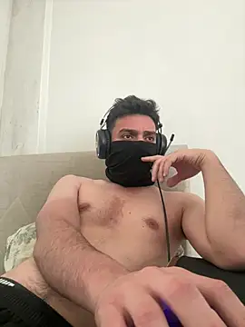 milfshakeow online show from May 21, 7:48 am