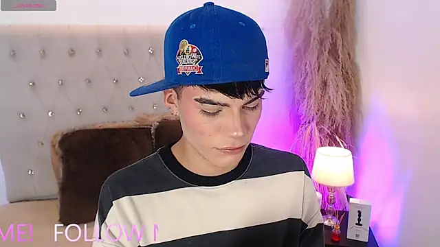 Dulcey  online show from January 19, 5:43 am