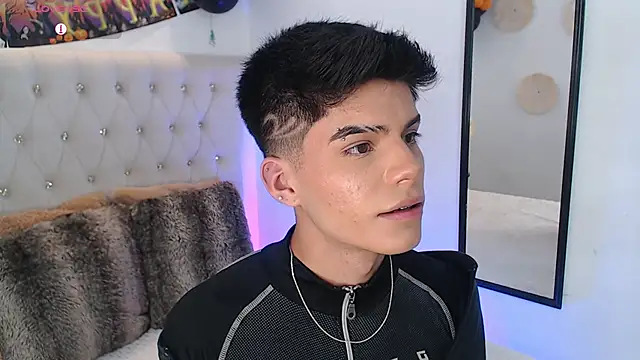 Dulcey  online show from October 12, 4:06 am