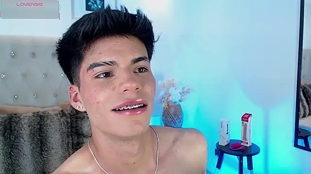 Dulcey  online show from September 20, 10:32 pm