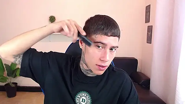 setthomas online show from November 18, 2:54 pm