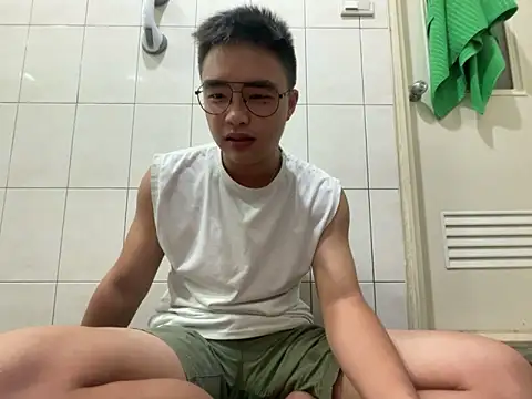 greenteazhang online show from November 7, 4:43 pm