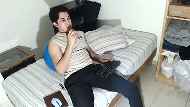 Penelope77 online show from February 10, 6:40 am