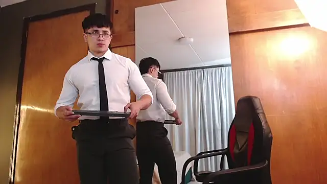 PaulEvens online show from October 29, 1:47 pm