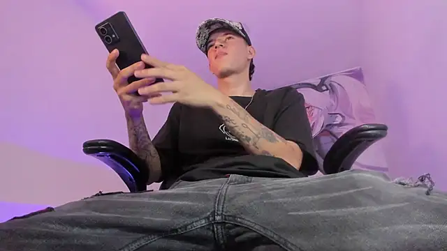 Fran Boy online show from December 14, 3:46 am