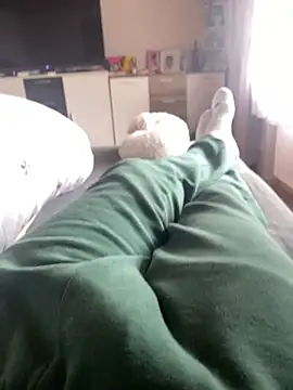 Snapshot of andrey1887 chatting on September 11, 9:52 am andrey1887 online show from September 11, 9:52 am