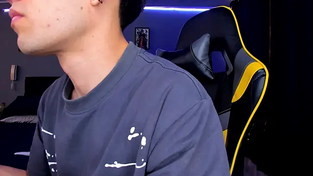 alexgiraldo   online show from September 17, 11:55 am