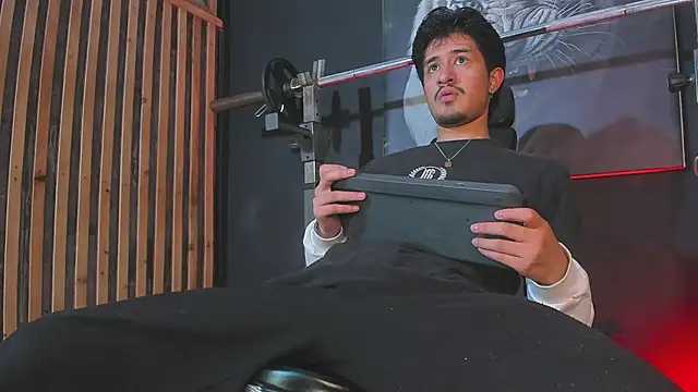 DimitriDeluxe online show from November 25, 7:49 pm