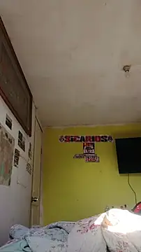 juanfritaa21 online show from April 5, 9:00 pm