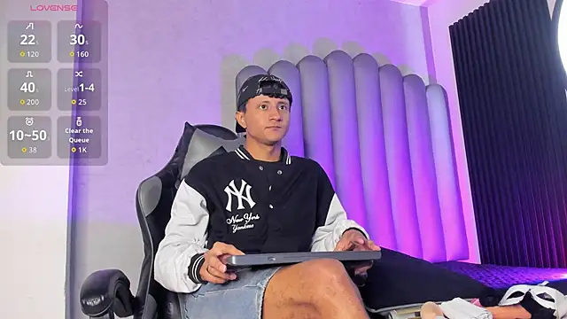  Leohot  online show from October 23, 3:43 am