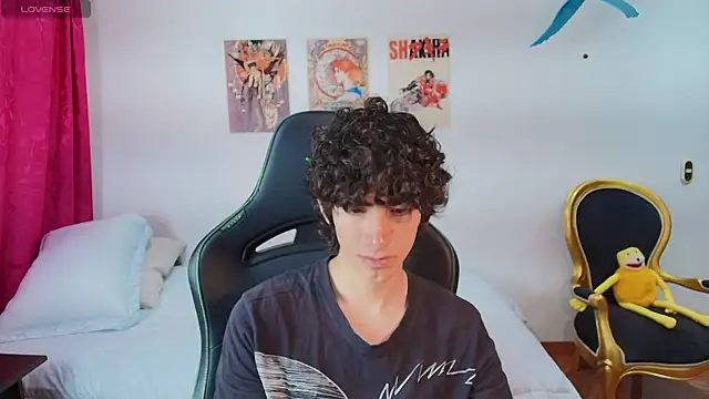 Nude Boy18 online show from July 13, 12:57 am