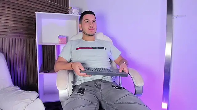 Axel grey  online show from October 25, 12:51 pm