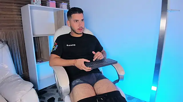 Axel grey  online show from September 22, 1:10 pm