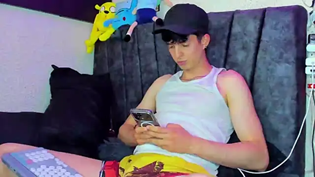 Jheampiiero online show from May 23, 12:16 am