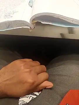 hotboy43339 online show from February 11, 10:42 am