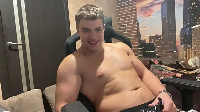 MusclePhantom online show from October 6, 7:51 pm