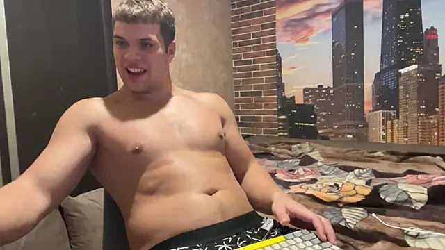 MusclePhantom online show from September 14, 9:06 pm