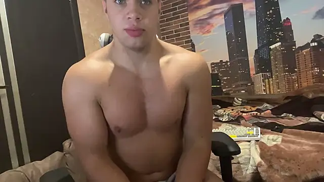 MusclePhantom online show from September 27, 8:39 pm