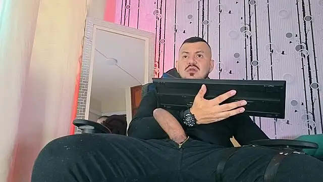 AlphaDrip online show from October 18, 12:43 pm