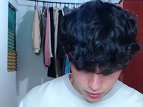 john vichenso online show from September 18, 10:12 pm