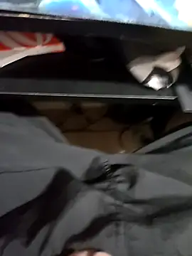 comobucetinhas online show from November 7, 10:35 pm